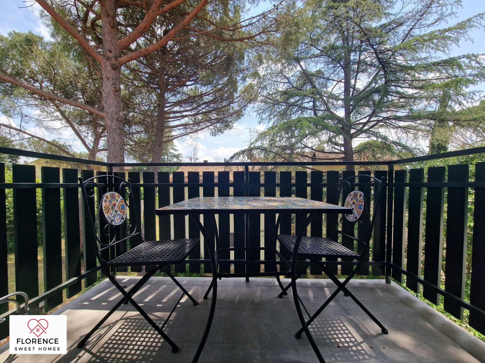 Lella Apartment With Free Parking By Florence Sweet Homes Esterno foto